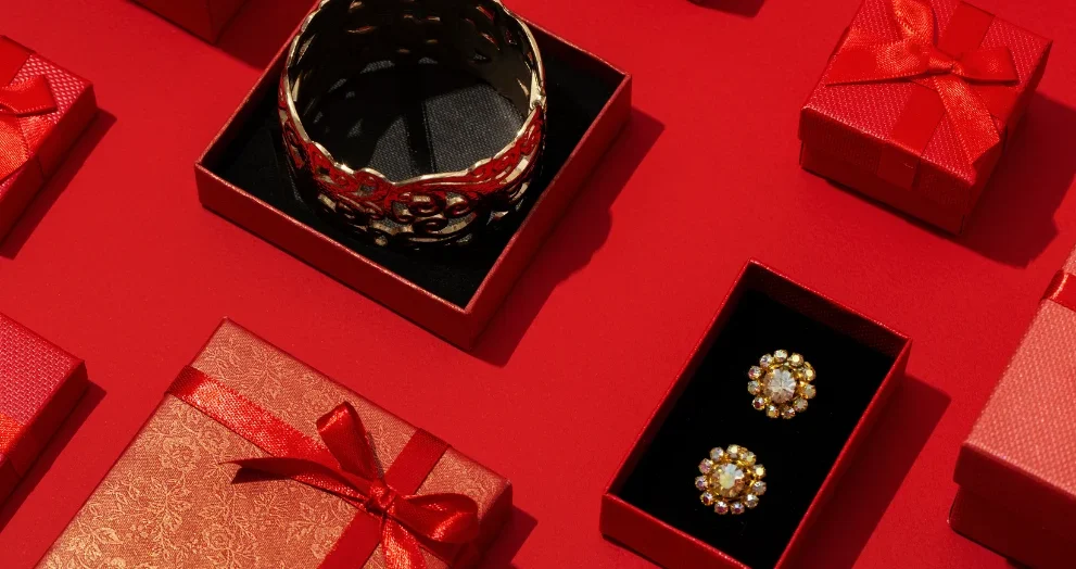 luxury gifts for men