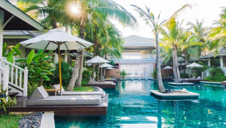 ultra luxury resorts