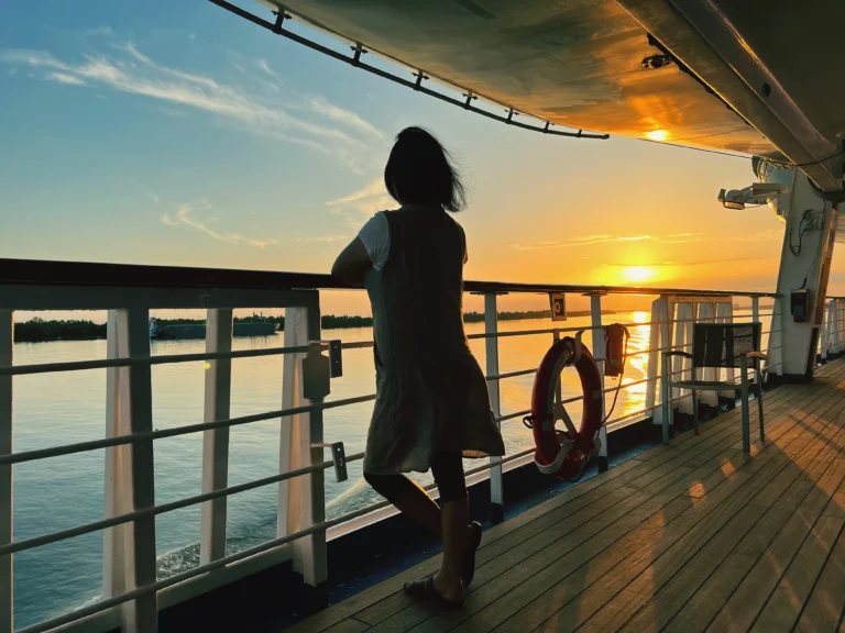 No Crowds, No Clock, No Compromise: A Day in the Life Aboard a Private Superyacht